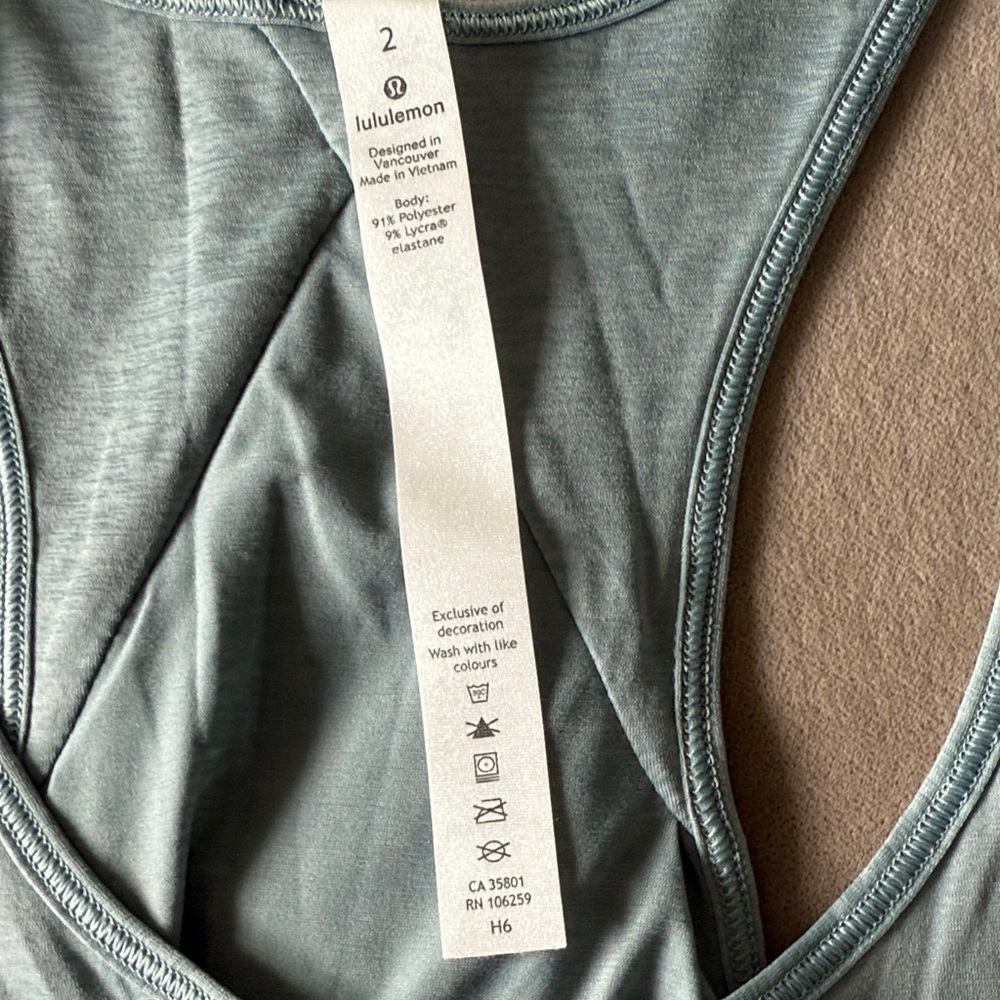 Lululemon Essential Tank
*Heathered Blue Cast - Picture 6 of 9